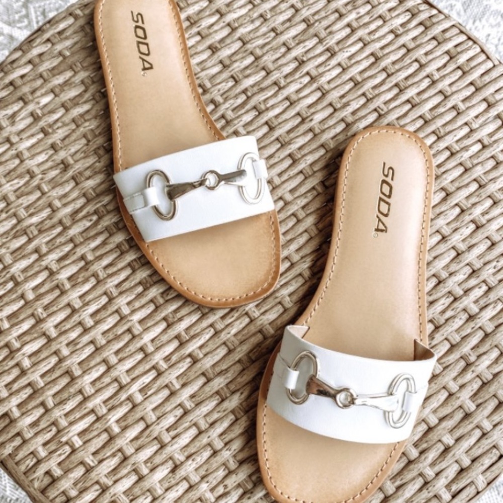 White Slide Sandal with Gold Metal Accent - Picture 1 of 1